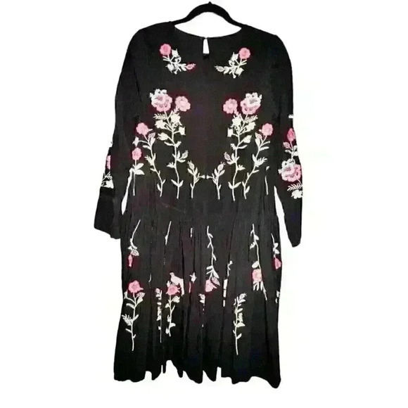 Philosophy Dresses & Skirts - Philosophy Sz‎ S Boho Dress Floral Embroidered Long Sleeve Casual Pull Over